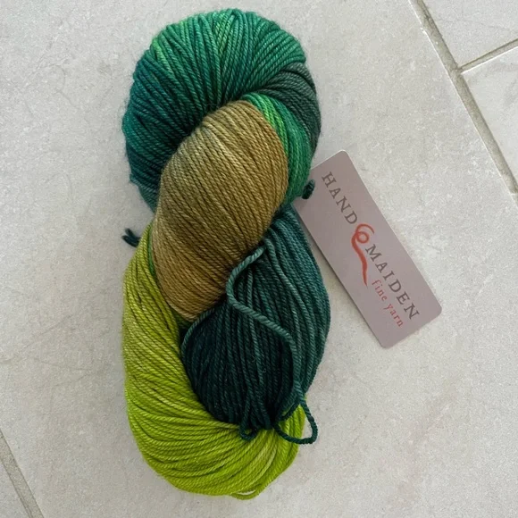 Hand Maiden Casbah Hand Dyed Merino Wool and Cashmere Blend Sock Yarn - Picture 2 of 5